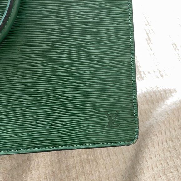 Louis Vuitton RIVIERA LEATHER HANDBAG - Picture 9 of 10